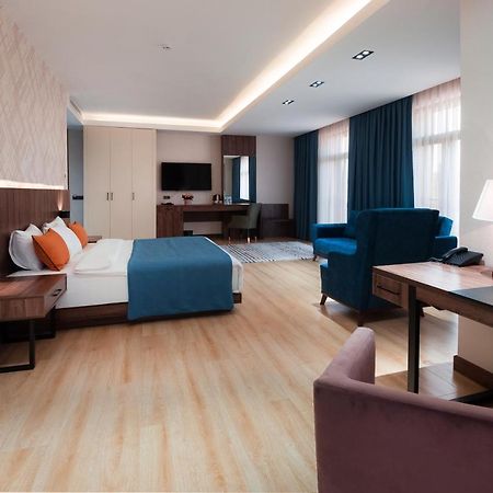 Wellness Hotel And Spa Tashkent Exterior photo